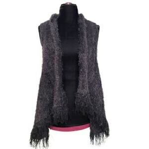 Donna Diosa Black Sleeveless Eyelash Fringe Vest Small
